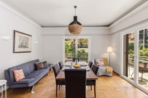 Spacious renovated flat in the Athens Riviera