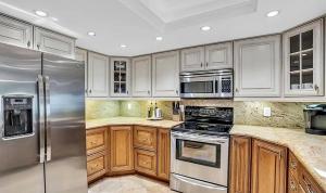 Luxury 2BR Naples Condo with Bay and Gulf Views