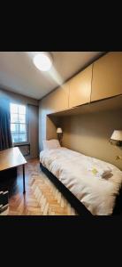 3 bed 3 bath next to Rosewood Hotel