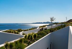 Skylines Estate Paros