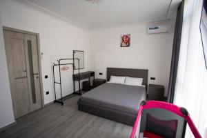 Magnetoria 3 BR House in pine forest - 3 mins to the sea