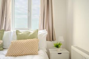 The Birdhouse Retreat