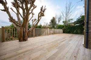 The Birdhouse Retreat