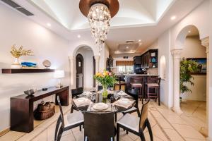 Stunning Ocean View Condo in the Center of Town