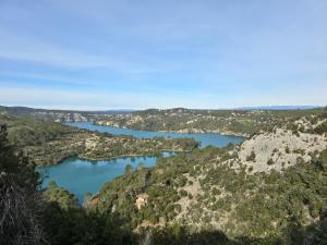 Les Oliviers Du Lac