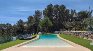 Villa Radi by Eivillas