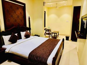 Hotel Khatana Heritage Garden