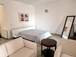 Archos Beachfront Studio