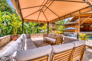 TropicalArts Resort&Studios