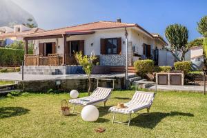 Residenza Pozzillo, villa con Jacuzzi, Giardino e Area Giochi a pochi passi dal mare