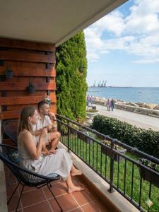 Apartment Caricia complex Carpe Diem Balchik - sea view , free parking & swimming pool
