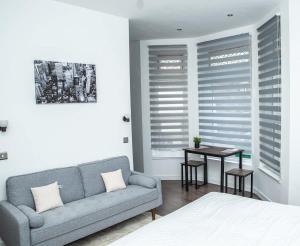 Aylesbury Apartment 1 with free parking