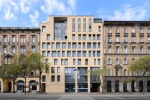 Akeah Verdi Budapest