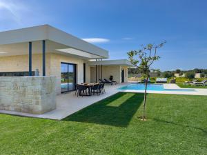 Villa Kazoulis - Sea & Mountain View