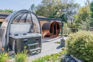 LEscale Sud Gironde - Séjour en amoureux avec jacuzzi privatif - Piscine - Massage Traiteur & Brunch possibles