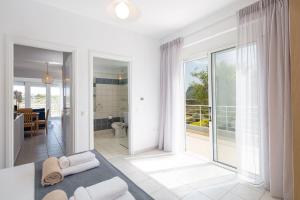 Tersanas Seaside Apartment