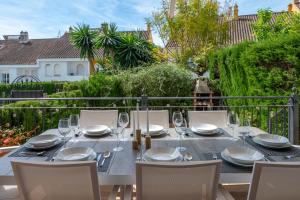 Sea View 4 BDRM Townhouse w Pool & Cinema