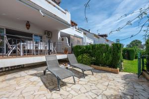 Sea View 4 BDRM Townhouse w Pool & Cinema