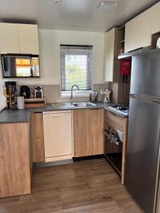Mobil home récent climatisé avec terrasse-fréjus