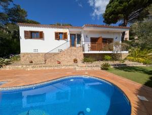 Villa CASA ANA con vista al mar