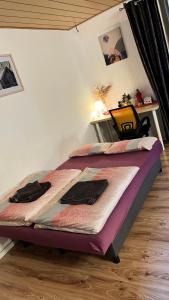Private Studio Apartment with Balcony in Dortmund-Brackel