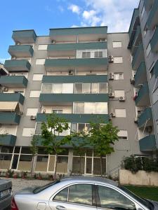 Azure Pine Apartament