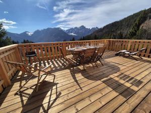 Chalet Terrasse 20 min Morzine Vue montagne