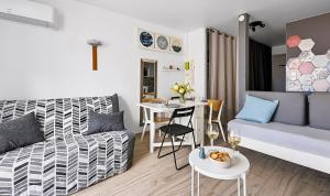 Studio climatisé, balcon, piscine- Cap dAgde Port