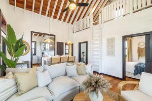 Modern Villae with océano view in Belize