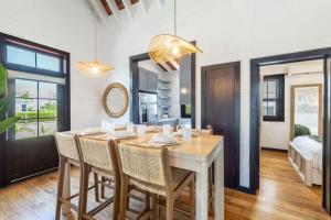 Modern Villae with océano view in Belize