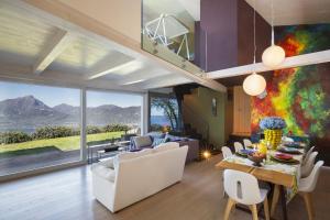 Villa Bella with Lake View