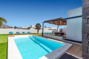 Villa Sundar by Villa Plus