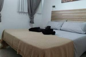 Poolside Oasis Ground Floor, WiFi & Terrace