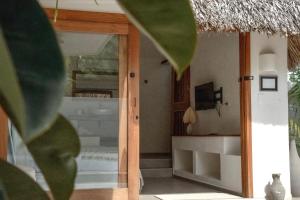 Mahalo Uraka Suite Private Pool and Kitchen