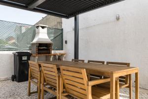Sesimbra Family Villa - Garden, BBQ and 3 Bedrooms