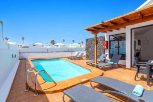 Villa Famara by Villa Plus