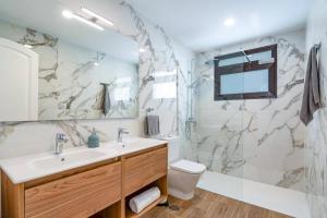 Villa Famara by Villa Plus