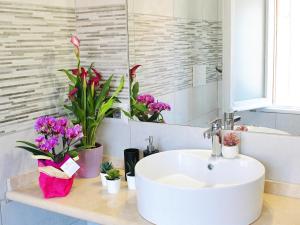 Thalassa Holiday Home with Terrace near the Sea - Anzio