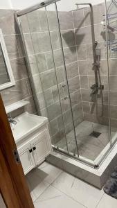 Cozy 2BR Mandeville Home w Kitchen & Bath