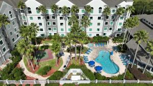 Florida vibe condo near Disney - free parking