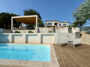 VillaSerenita Piscine chauffée, Jacuzzi, Pétanque