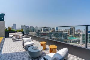 Andrés Reyes 509 Business Residences by Geko