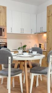 Tiara Beach Apartment