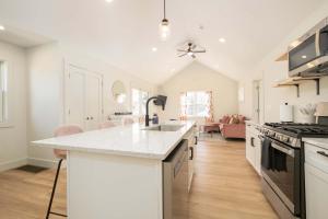 Maple Manor - The Carriage House