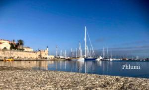 La casetta nel porto di Alghero