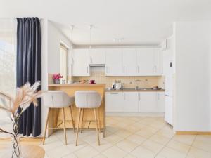 Soft Living Apartment Mokotów Bukowińska by Solarento