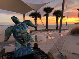 LUXE Azul Oasis PRIVATE Pool Views Walk to Beach Pets Sleeps 14