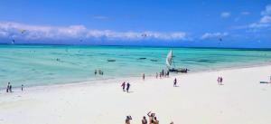 Paje Near Beach 2 Bedroom Family Apartment with Pool