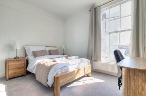 7 Clarendon Place