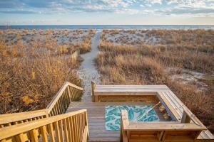 Sandy Dunes by Oak Island Accommodations